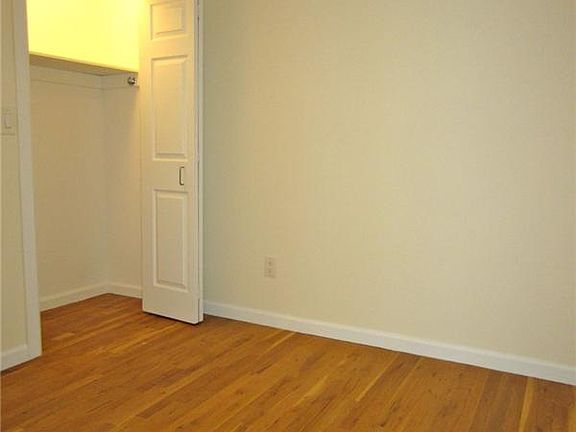 2nd image of 273 Mott St APT 4R