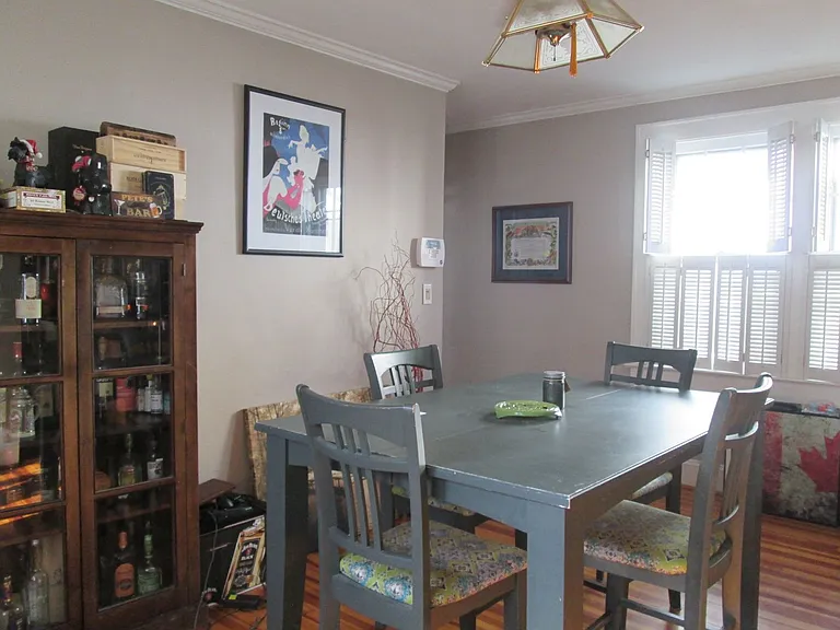 830 Shirley Ave — Photo 3