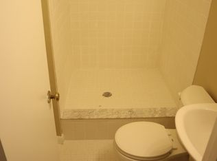 208 E St NE, Washington, DC 20002