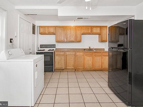 5th image of 2064 Larkhall Rd