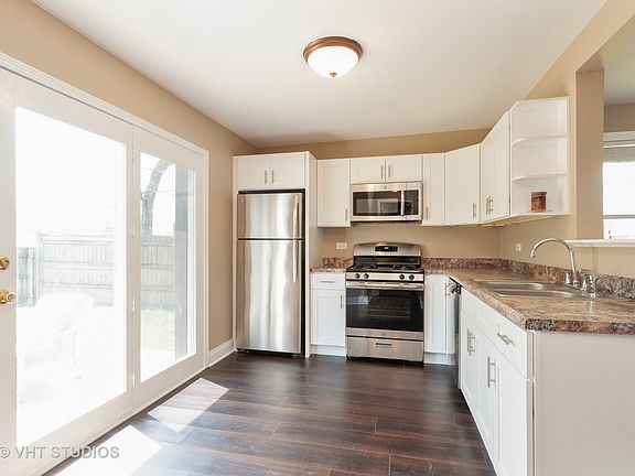4th image of 24925 W Elm Ave