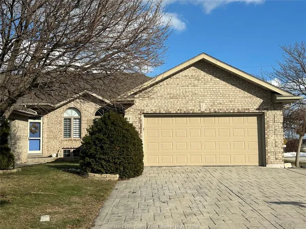 51 Santos Dr, Kingsville, ON N9Y 3Z5