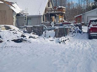 5079 N Pine River Rd, Hessel, MI 49745