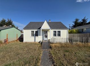 1815 W 6th St, Port Angeles, WA