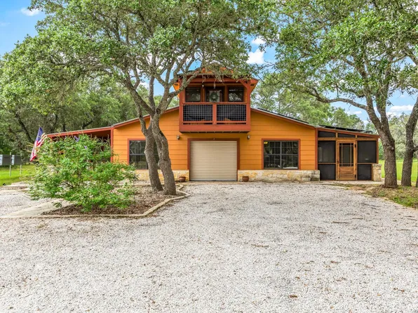 133 BUCKSKIN TRL, Bandera, TX 78003
