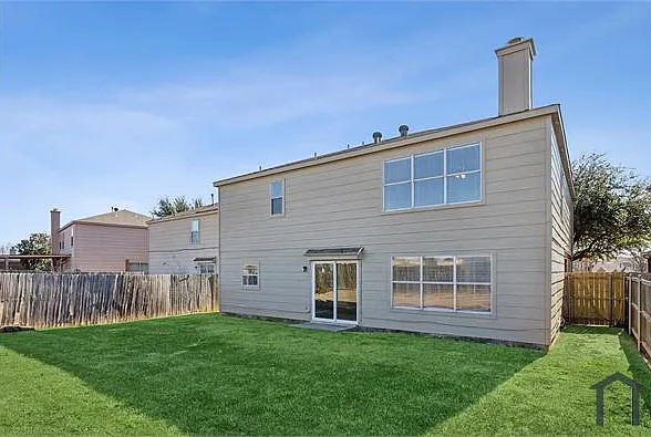 4 bed, 2718 sqft, $3,900 — Photo 1
