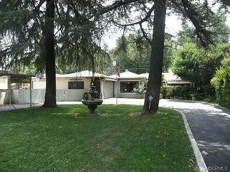 2nd image of 2833 Fremontia Dr