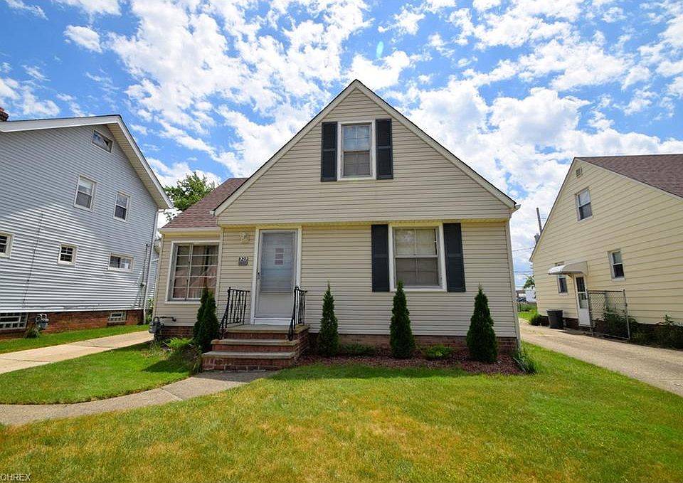 1st image of 8203 Stratford Dr