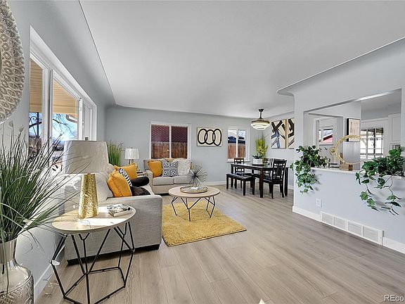 5th image of 6729 54 Avenue