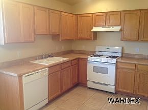 5th image of 2723 Wickieup Ave