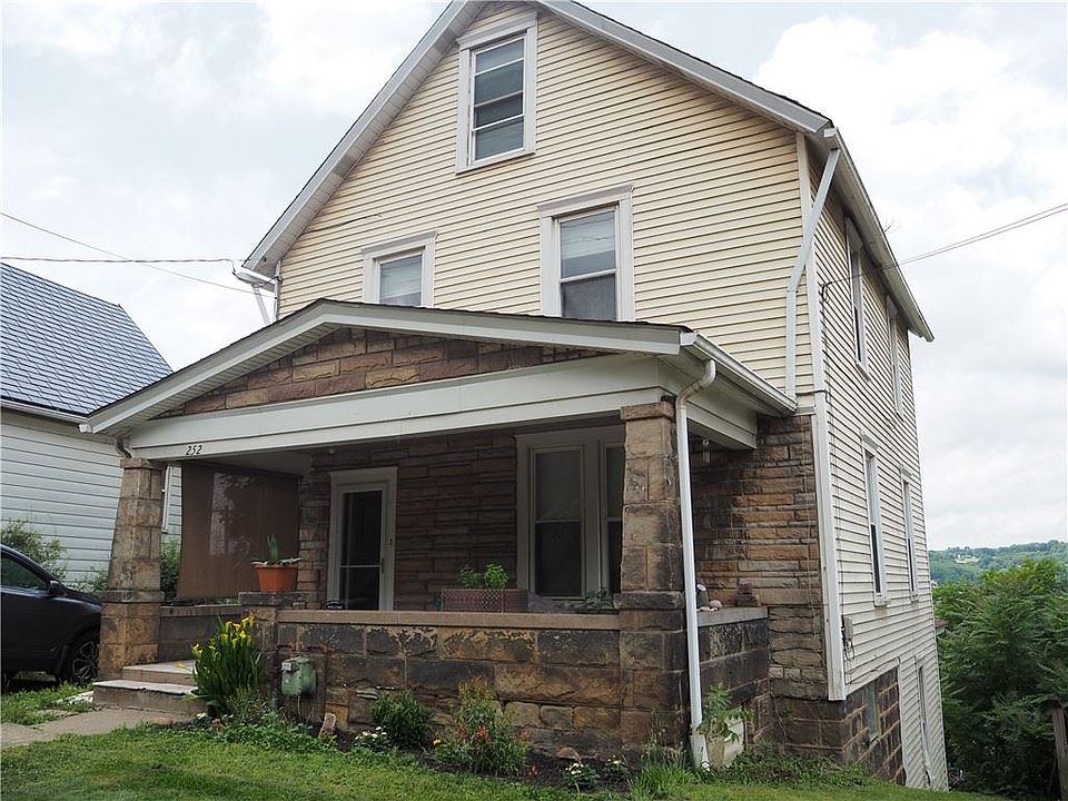 1st image of 252 Roosevelt Blvd
