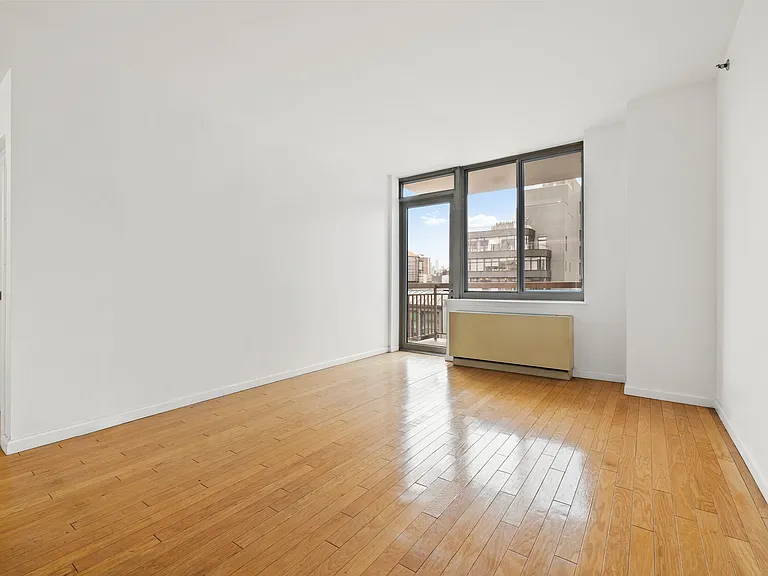 520 W 23rd St #11B — Photo 4