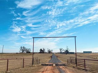 1066 N Macarthur Blvd, Crescent, OK 73028