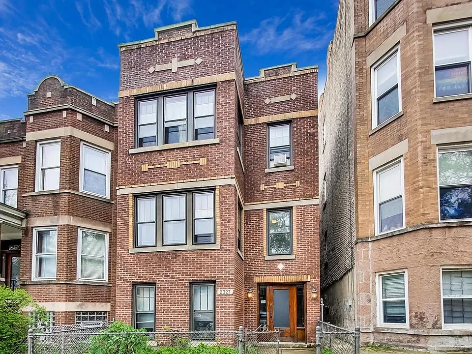 2327 W Superior St #2