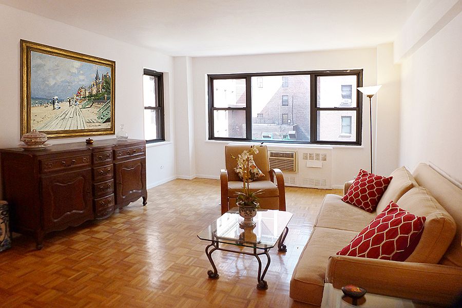 1st image of 1068 Lexington Ave #8C