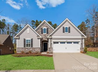 2020 Canova Dr, Mount Holly, NC 28120