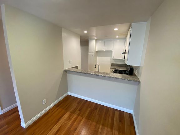 3rd image of 615 Milford St APT 110