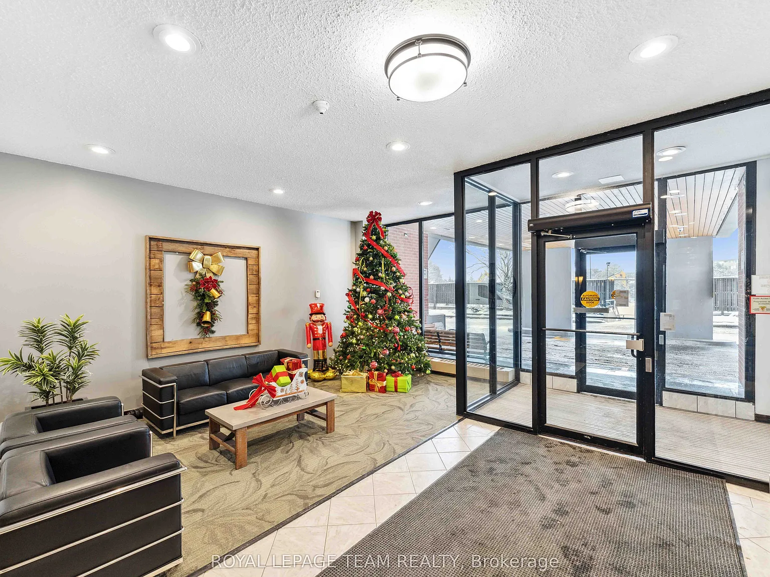2 bed, $2,500 — Photo 4