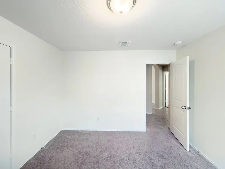 5334 Cicero Dr — Photo 16
