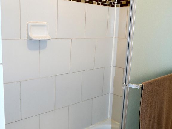 2nd image of 5038 El Camino Dr APT 70