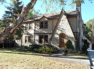 2421 Coventry Rd, Columbus, OH 43221