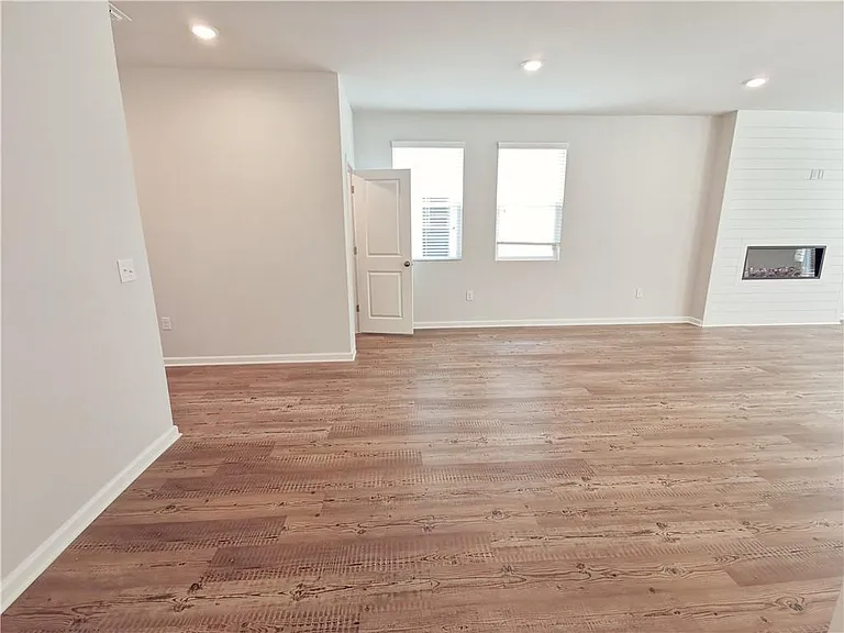 154 Green Love Ln — Photo 16