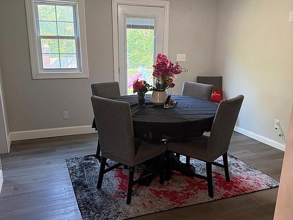 3rd image of 9528 Rapidan Dr