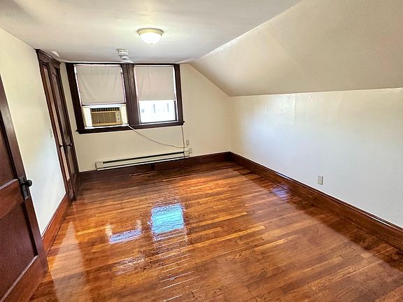 5th image of 235 Independence Ave #C