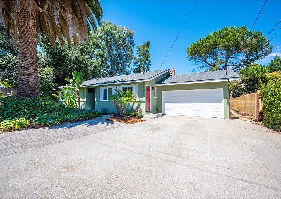 1st image of 9 Verde Dr