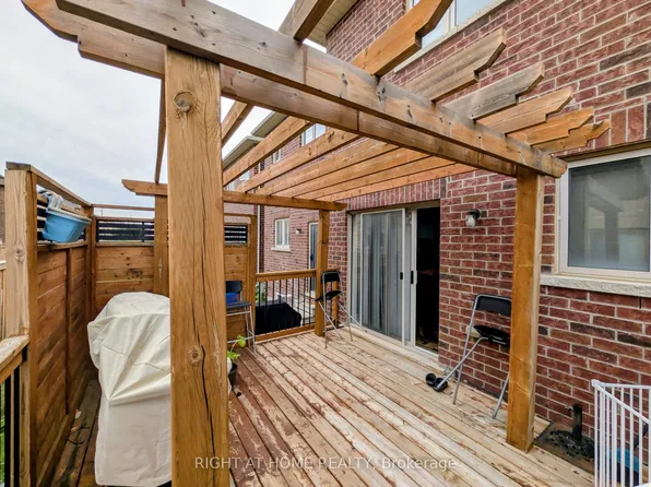 166 Agava St, Brampton, ON L7A 4R9