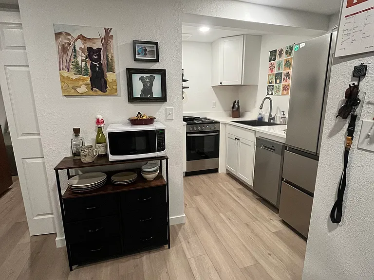 1111 NW 56th St #9 — Photo 4