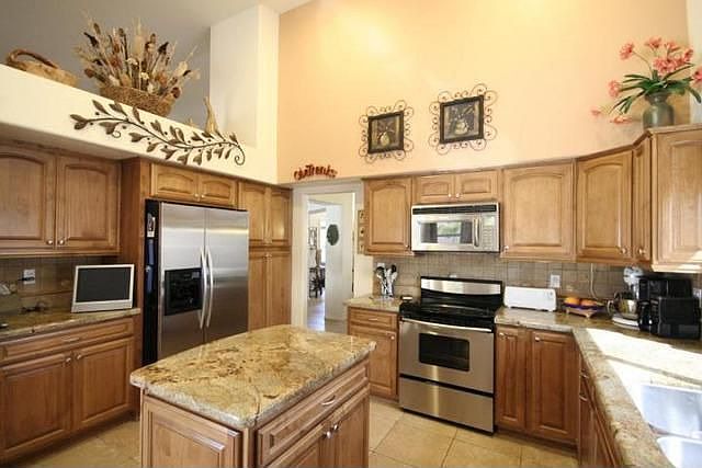 2nd image of 6739 E Tyndall Cir