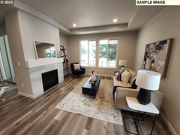 7th image of this home