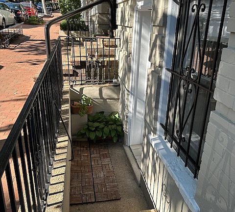 Private Street Level Entrance