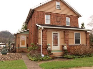 173 S Montgomery St, Hollidaysburg, PA 16648
