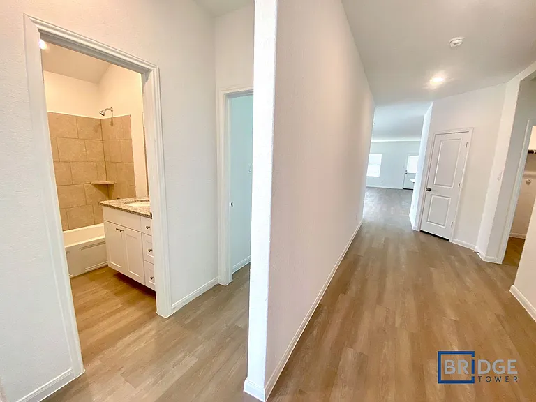2720 Coral Valley — Photo 10