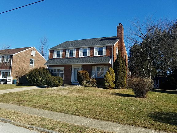 2nd image of 921 Harper Ave