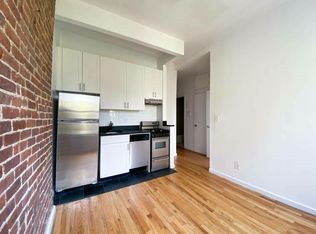222 E 85th St #5RR, New York, NY 10028