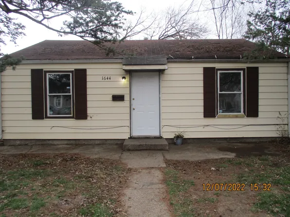 1644 N Adams St, South Bend, IN 46628