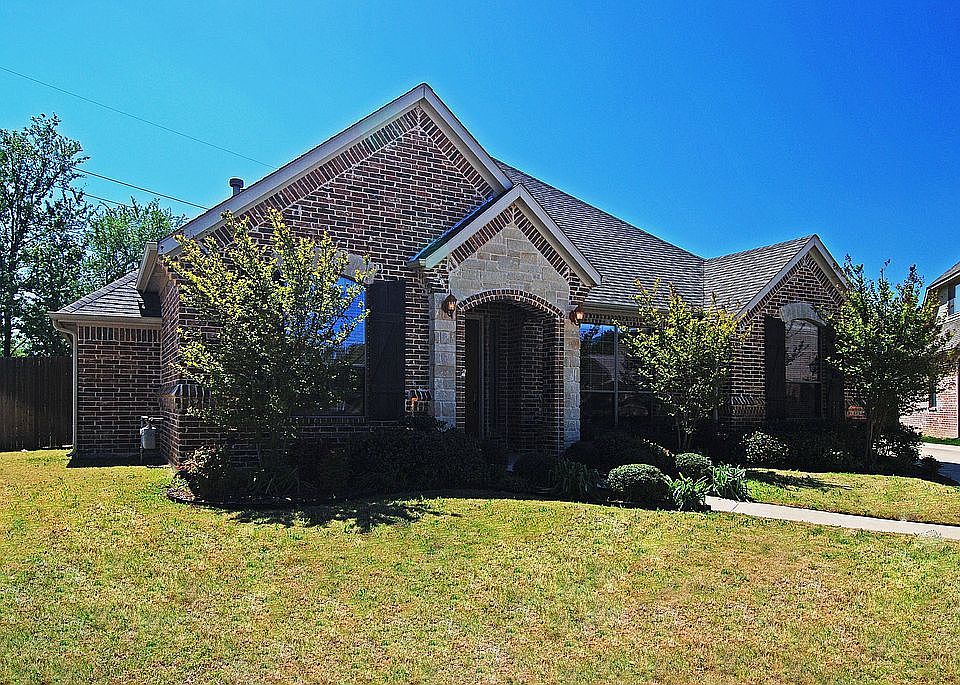 1st image of 3304 Texas Trail Ct