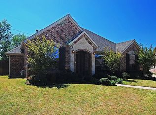 3304 Texas Trail Ct, Hurst, TX 76054