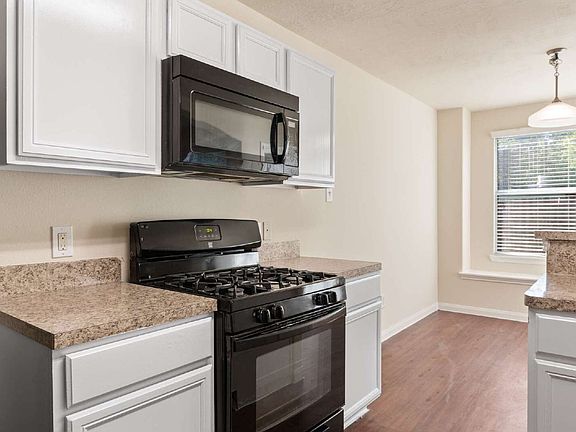 5th image of 15606 Kiplands Bend Dr