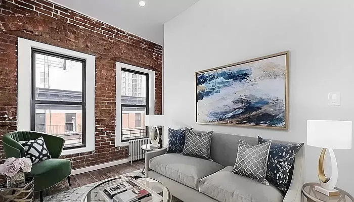 Rented by REAL New York | media 8