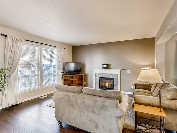 4th image of 41857 NW Buckshire St