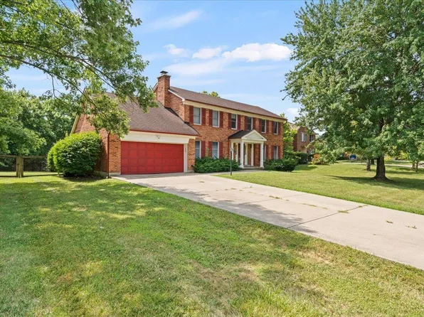 7489 Fitzroy Ct, West Chester, OH 45241