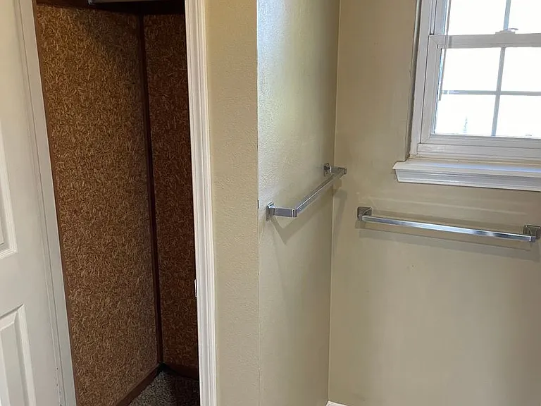 1037 E 57th Pl #5 — Photo 32