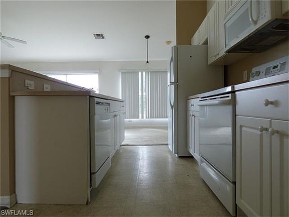 5th image of 1942 NE 15th Ln