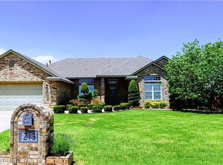 1213 Sheryl Ln, Altus, OK 73521