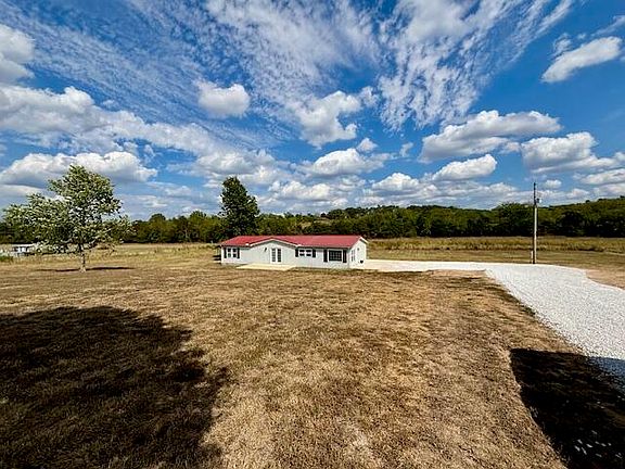 2nd image of 154 Farm Road 1150