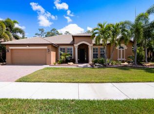 812 SW Grand Reserves Blvd, Port Saint Lucie, FL 34986